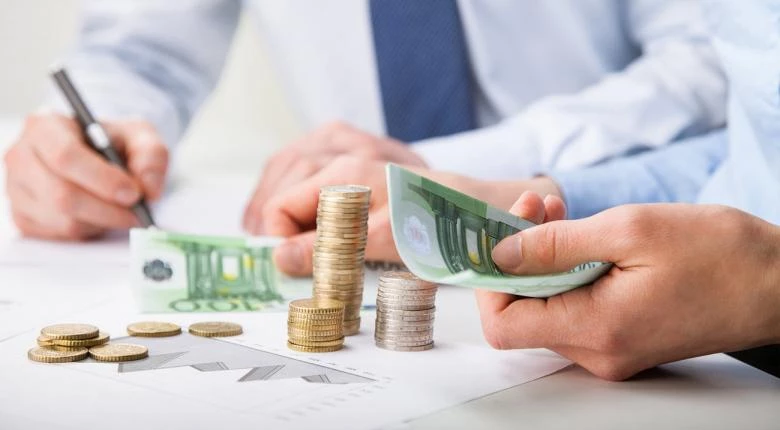 Άμεση επιστροφή φόρων έως και 10.000 ευρώ – Ποιους αφορά